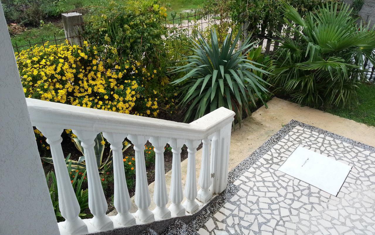 Apartmani Scepanovic Sutomore Bagian luar foto